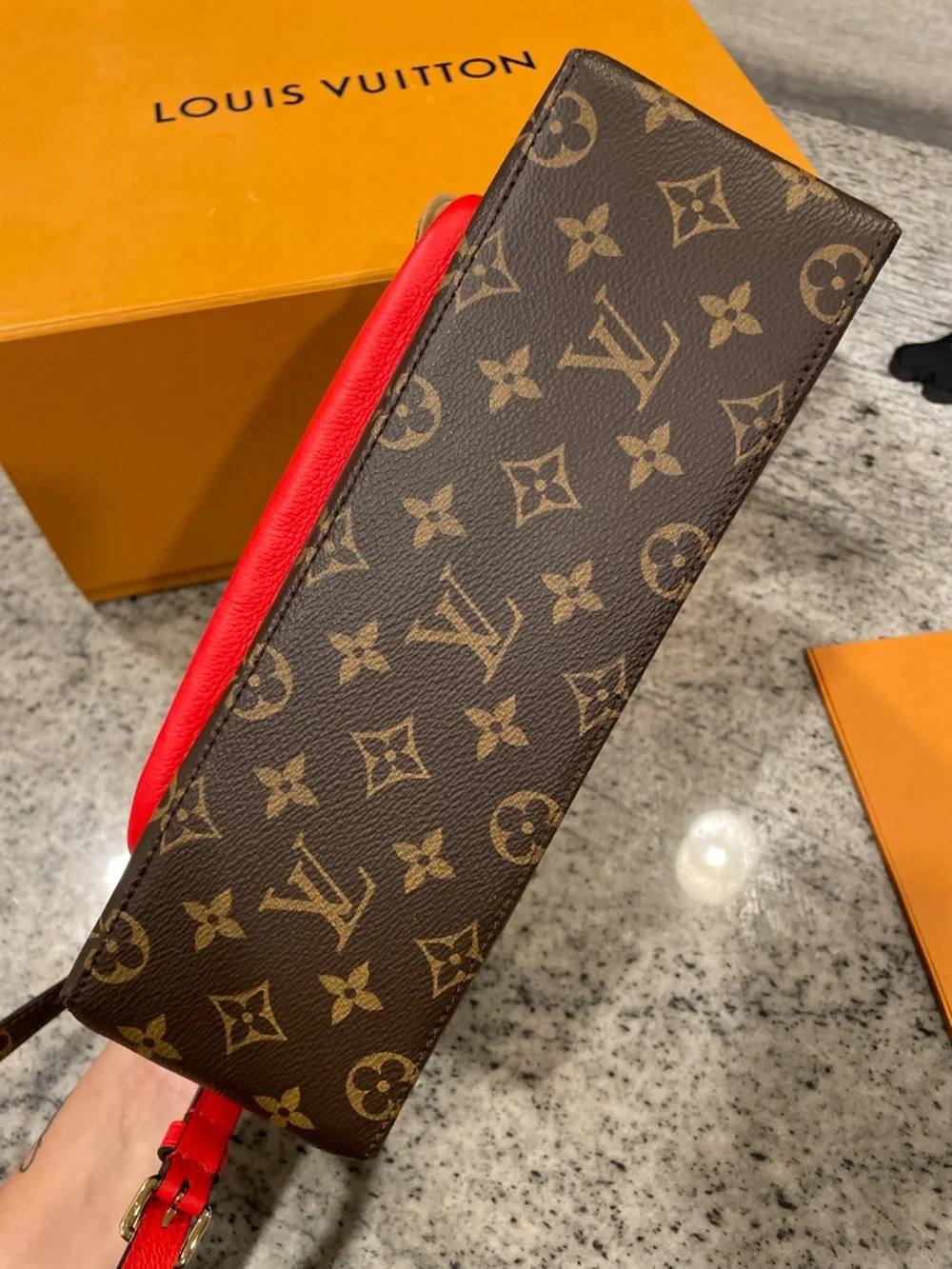 Louis vuitton MARIGNAN